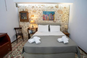 Malama's maisonette at the historic center